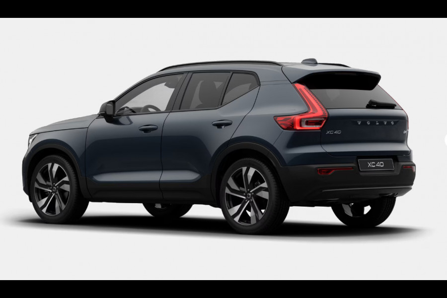 Volvo XC40 B4 211PK Automaat Plus Dark Panoramadak/ Adaptive Cruise Control/ 360 Camera/ Google infotainment/ Elektrisch verstelbare stoelen met geheugen/ Apple Carplay/ Android Auto