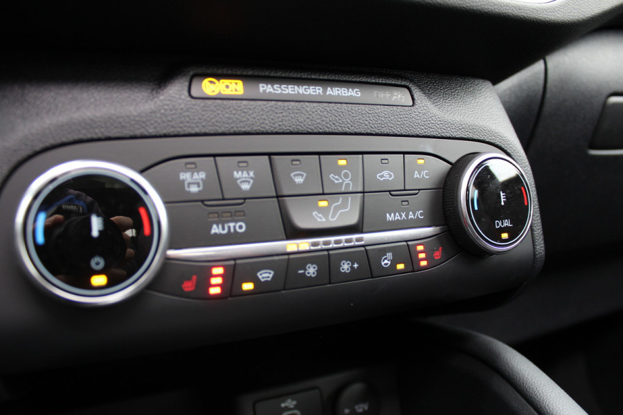 Ford Kuga 2.5 PHEV ST-Line | Panoramadak | Trekhaak | BLIS | Head-up | Adaptieve cruise