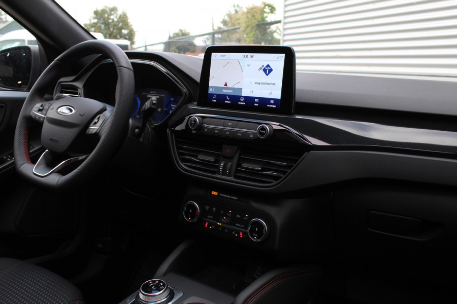 Ford Kuga 2.5 PHEV ST-Line | Panoramadak | Trekhaak | BLIS | Head-up | Adaptieve cruise