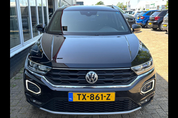 Volkswagen T-Roc 1.0 TSI Sport | Apple Carplay | Leer | Stoelverwarming | Achterruitrijcamera | Adaptieve Cruise