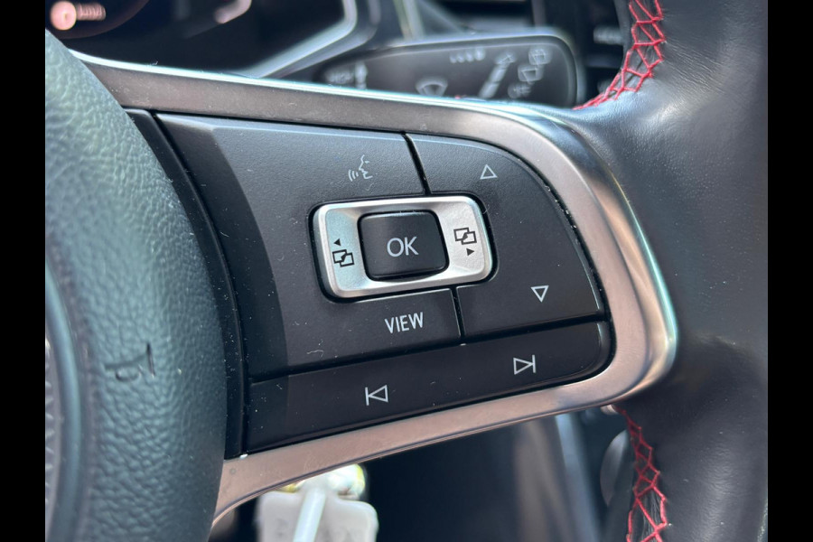 Volkswagen T-Roc 1.0 TSI Sport | Apple Carplay | Leer | Stoelverwarming | Achterruitrijcamera | Adaptieve Cruise