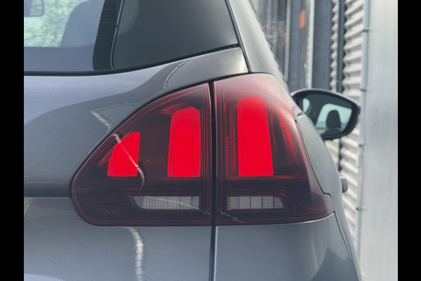 Peugeot 2008 BWJ 2018 | 1.2PT 110PK Blue Lion AUTOMAAT | NWE APK | AIRCO | NAVI | CRUISE | PDC | CARPLAY | DAB+ |