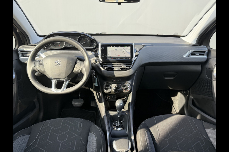 Peugeot 2008 BWJ 2018 | 1.2PT 110PK Blue Lion AUTOMAAT | NWE APK | AIRCO | NAVI | CRUISE | PDC | CARPLAY | DAB+ |