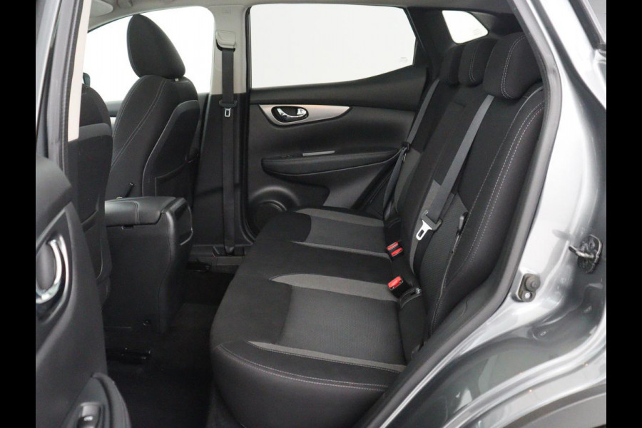 Nissan QASHQAI 1.3 DIG-T N-Connecta | Trekhaak | Panoramadak | 360 Camera | Keyless | Parkeerhulp | Navigatie | Cruise control | Climate control | Bluetooth | DAB