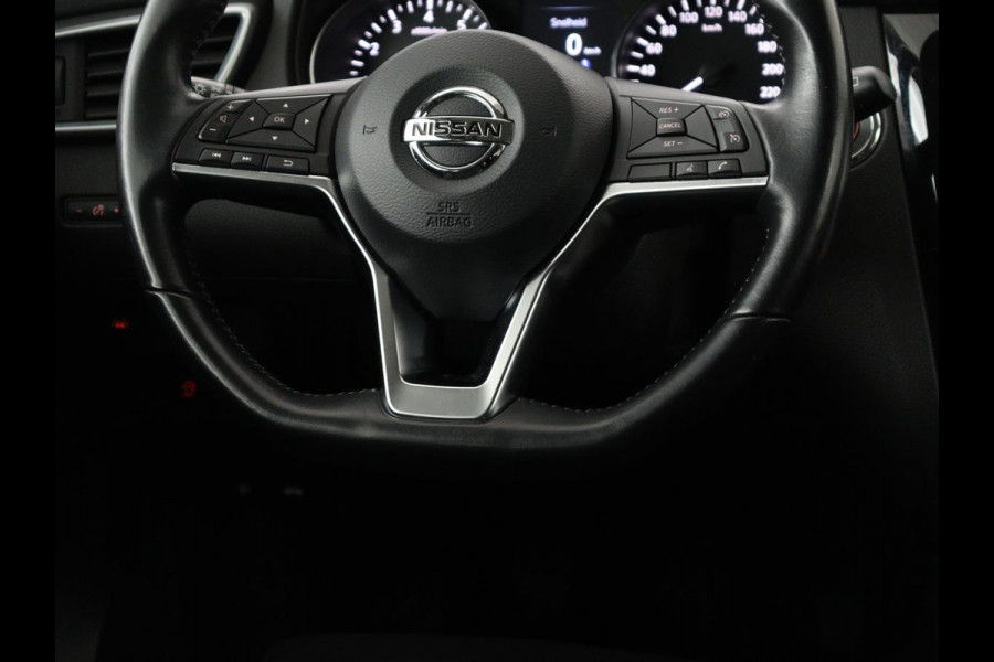 Nissan QASHQAI 1.3 DIG-T N-Connecta | Trekhaak | Panoramadak | 360 Camera | Keyless | Parkeerhulp | Navigatie | Cruise control | Climate control | Bluetooth | DAB
