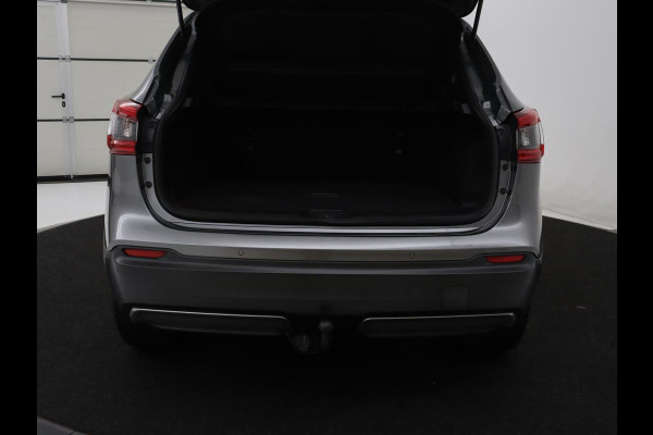 Nissan QASHQAI 1.3 DIG-T N-Connecta | Trekhaak | Panoramadak | 360 Camera | Keyless | Parkeerhulp | Navigatie | Cruise control | Climate control | Bluetooth | DAB