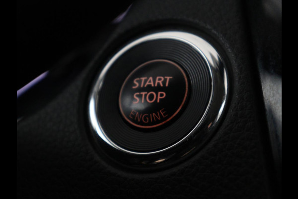 Nissan QASHQAI 1.3 DIG-T N-Connecta | Trekhaak | Panoramadak | 360 Camera | Keyless | Parkeerhulp | Navigatie | Cruise control | Climate control | Bluetooth | DAB