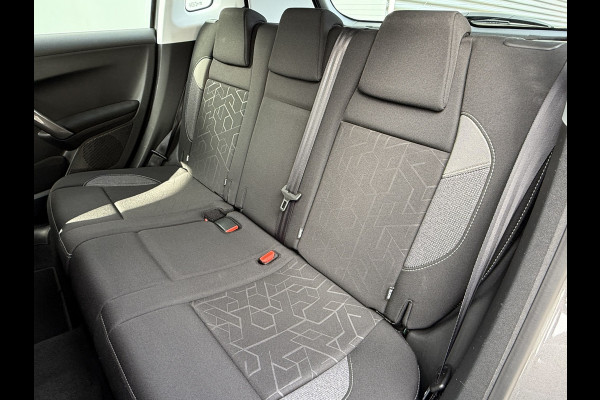 Peugeot 2008 BWJ 2018 | 1.2PT 110PK Blue Lion AUTOMAAT | NWE APK | AIRCO | NAVI | CRUISE | PDC | CARPLAY | DAB+ |