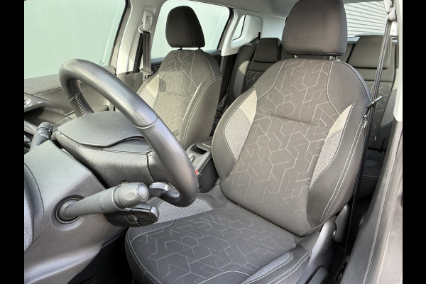 Peugeot 2008 BWJ 2018 | 1.2PT 110PK Blue Lion AUTOMAAT | NWE APK | AIRCO | NAVI | CRUISE | PDC | CARPLAY | DAB+ |