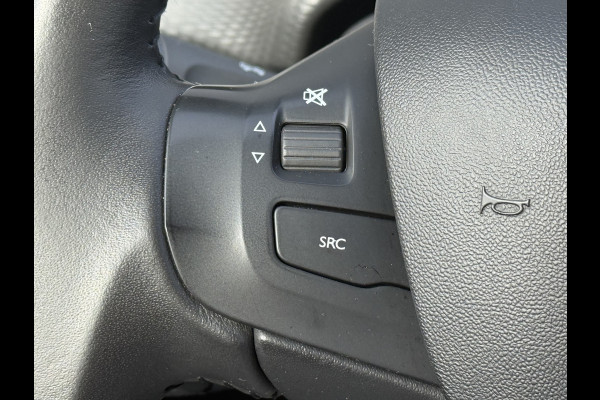 Peugeot 2008 BWJ 2018 | 1.2PT 110PK Blue Lion AUTOMAAT | NWE APK | AIRCO | NAVI | CRUISE | PDC | CARPLAY | DAB+ |