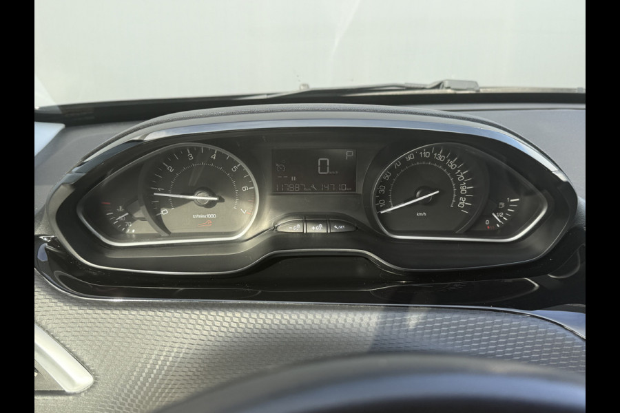 Peugeot 2008 BWJ 2018 | 1.2PT 110PK Blue Lion AUTOMAAT | NWE APK | AIRCO | NAVI | CRUISE | PDC | CARPLAY | DAB+ |