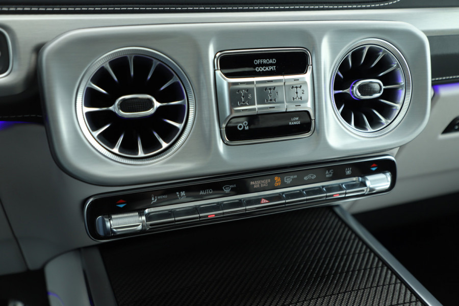 Mercedes-Benz G-Klasse AMG 63 | 585PK | G-Manufaktur | Massage | Facelift | Carbon | Burmester | Keyless-go | Schuifdak | Distronic+ | Stoelkoeling | 2