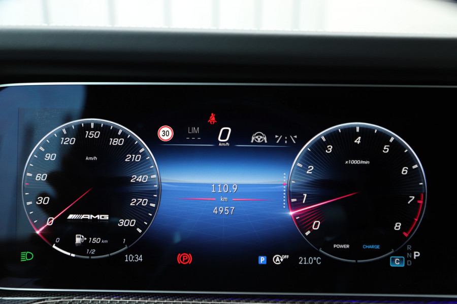 Mercedes-Benz G-Klasse AMG 63 | 585PK | G-Manufaktur | Massage | Facelift | Carbon | Burmester | Keyless-go | Schuifdak | Distronic+ | Stoelkoeling | 2
