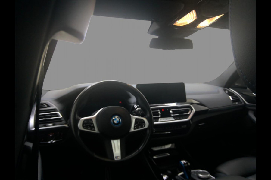 BMW iX3 High Executive 80 kWh | 91.600 KM | SOH 98,9% | Volledig Lederen Interieur | Panorama Dak | WORDT VERWACHT!