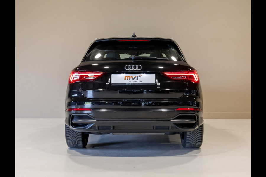 Audi Q3 45 TFSI e 2x S-Line edition / 245pk / Panorama dak / Keyless / Sfeerverlichting /