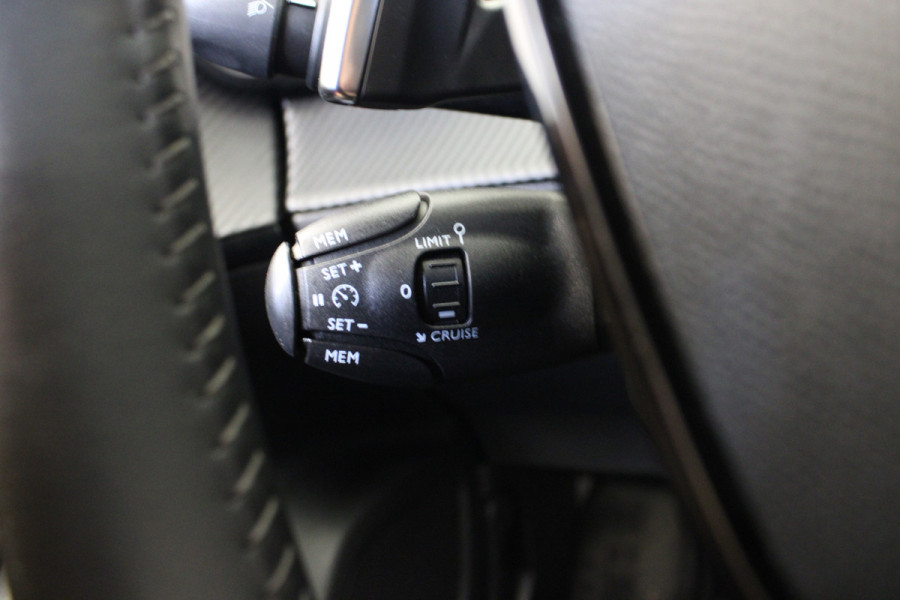 Peugeot 2008 1.2 PureTech Active
