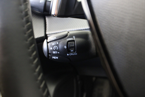 Peugeot 2008 1.2 PureTech Active