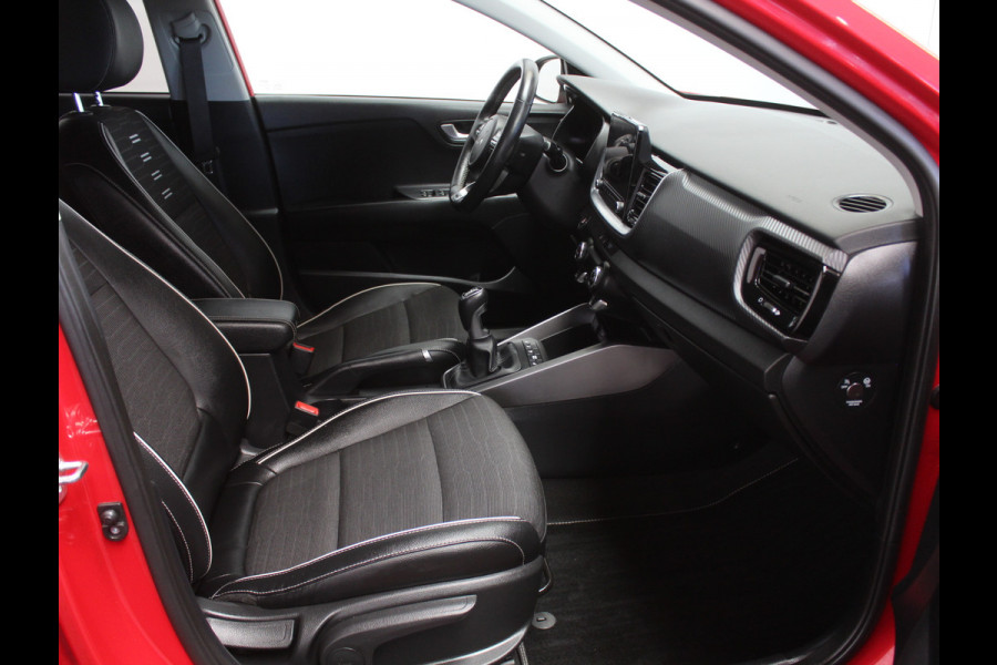 Kia Stonic 1.0 T-GDi MHEV GT-Line CARPLAY | CAMERA | CLIMATE | LED | NAVI | DAB | LMV17 | LEER/STOF | KEYLESS | CRUISE | AFNBTRHAAK | STOEL