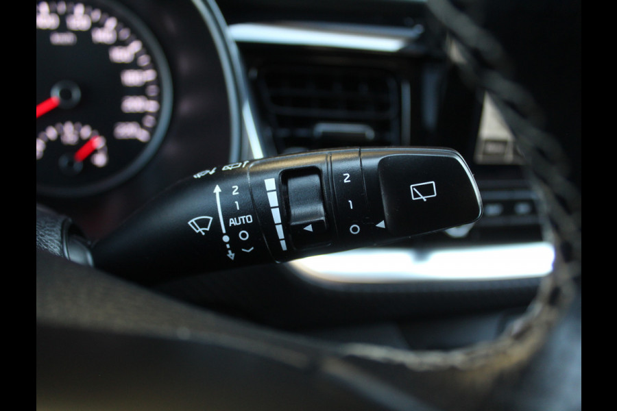 Kia Stonic 1.0 T-GDi MHEV GT-Line CARPLAY | CAMERA | CLIMATE | LED | NAVI | DAB | LMV17 | LEER/STOF | KEYLESS | CRUISE | AFNBTRHAAK | STOEL