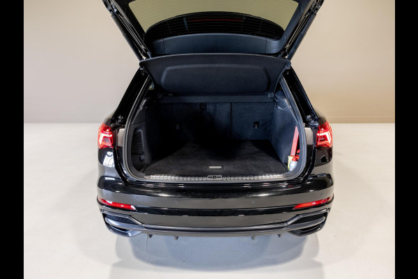 Audi Q3 45 TFSI e S edition / 245pk / Trekhaak / Bang & Olufsen / Keyless / Elektrische stoelverstelling met geheugen /