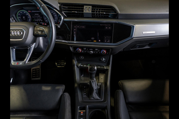 Audi Q3 45 TFSI e S edition / 245pk / Trekhaak / Bang & Olufsen / Keyless / Elektrische stoelverstelling met geheugen /