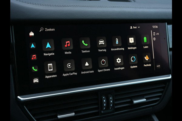 Porsche Cayenne 3.0 E-Hybrid | NL-Auto | Keramische Remmen | Achterasbesturing | Stoelmassage en -Ventilatie | Carbon Design | Luchtvering | 360 Camera | Panoramadak | Sport Chrono | Soft Close | 14-Wegs Memory Seats | Stuur Verwarmd |