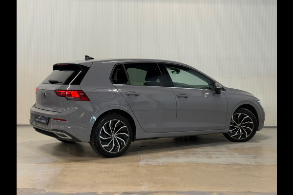 Volkswagen Golf 1.4 eHybrid Style | PLUG IN HYBRIDE | NARDO GREY | AMBIANCE | STOELMASSAGE