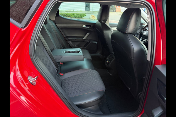 Seat Leon 1.5 eTSI FR LED ACC Beats Keyless Camera Stoelvw