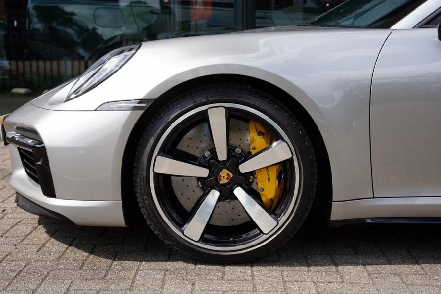 Porsche 911 992 Cabriolet 3.8 Turbo S Manufactur