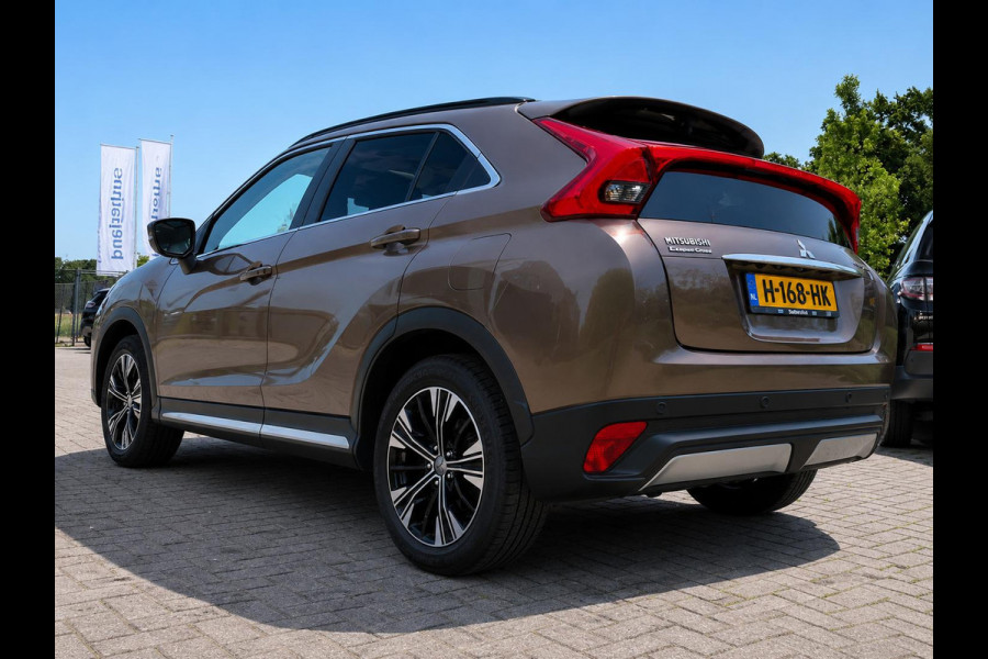 Mitsubishi Eclipse Cross 1.5 DI-T 4WD First Edition 163 PK | Adaptieve Cruise | Head Up Display | Full Leder | | Panorama dak | Stoelverwarming | 1.600kg Trekgewicht!