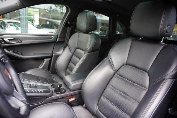 Porsche Macan 2.0 / Bose Surround / Luchtvering / Panoramadak