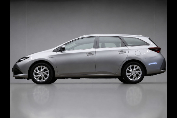 Toyota Auris Touring Sports 1.8 Hybrid Aspiration Sport (NAVI,PDC,CLIMATE,CRUISE,LANE ASSIST,SPORTSTOELEN,LM VELGEN,NETTE STAAT)