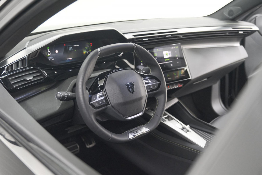 Peugeot 408 1.2 Hybrid 145 e-DCS6 GT | 360 Camera | Alcantara Pakket | Adaptieve Cruise Control | Elektrische Kofferklep
