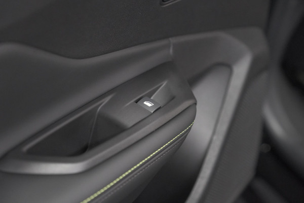Peugeot 408 1.2 Hybrid 145 e-DCS6 GT | 360 Camera | Alcantara Pakket | Adaptieve Cruise Control | Elektrische Kofferklep
