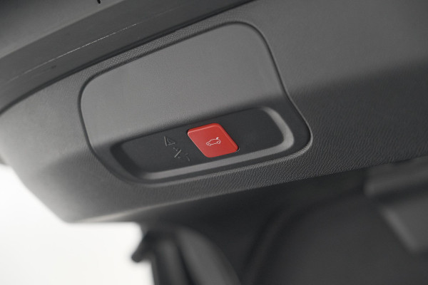 Peugeot 408 1.2 Hybrid 145 e-DCS6 GT | 360 Camera | Alcantara Pakket | Adaptieve Cruise Control | Elektrische Kofferklep