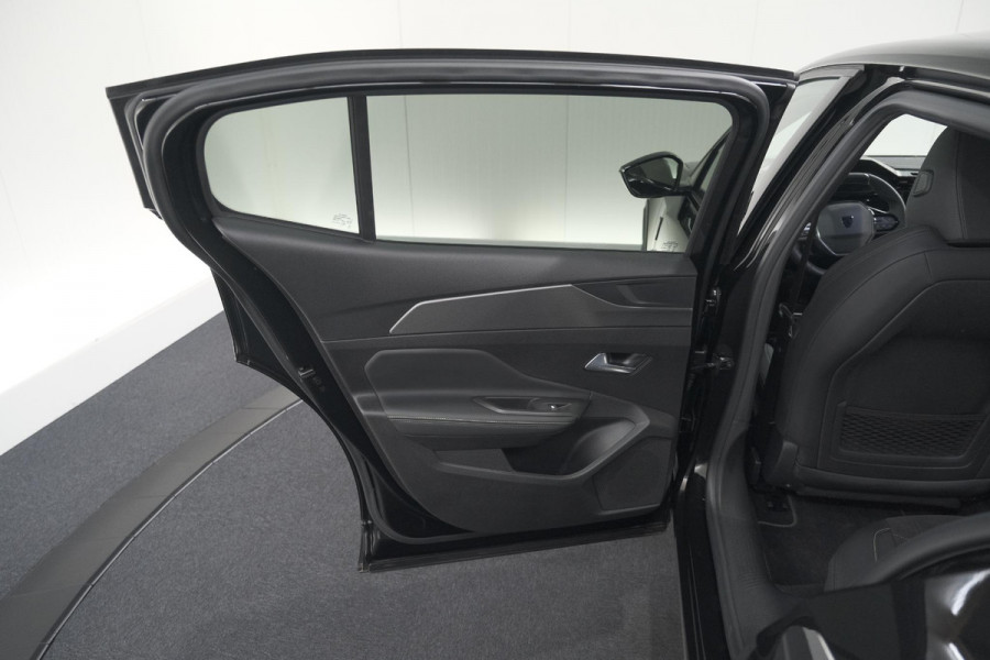 Peugeot 408 1.2 Hybrid 145 e-DCS6 GT | 360 Camera | Alcantara Pakket | Adaptieve Cruise Control | Elektrische Kofferklep