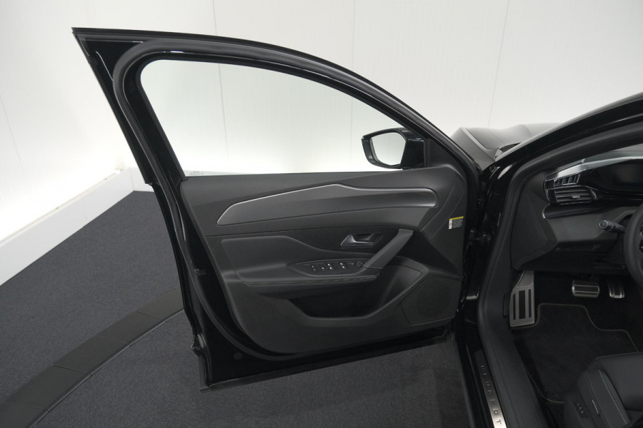 Peugeot 408 1.2 Hybrid 145 e-DCS6 GT | 360 Camera | Alcantara Pakket | Adaptieve Cruise Control | Elektrische Kofferklep