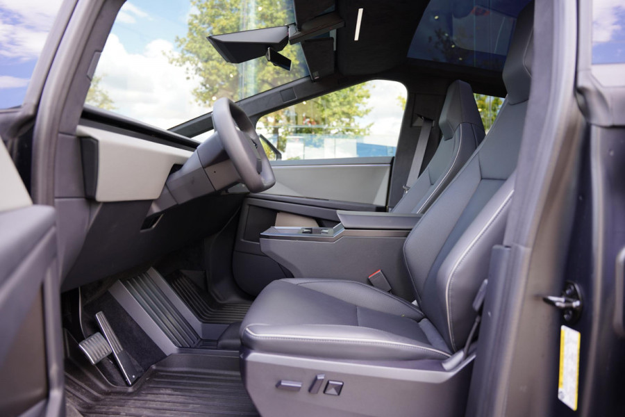 Tesla Cybertruck AWD 100 kWh GERESERVEERD