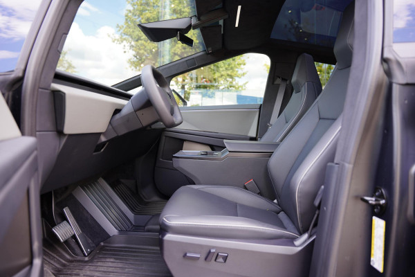 Tesla Cybertruck AWD 100 kWh GERESERVEERD