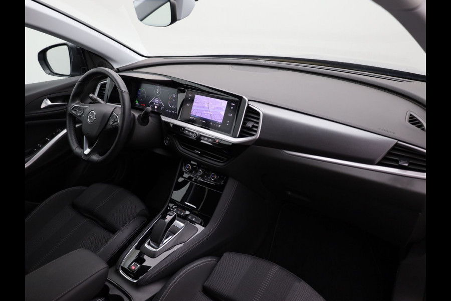 Opel Grandland 1.6 Turbo Plug-In Hybrid Level 3 | 360 Camera | Allseason banden | Stuur & Stoel verw. | Prijs Rijklaar!!