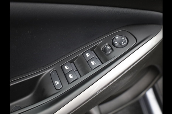 Opel Grandland 1.6 Turbo Plug-In Hybrid Level 3 | 360 Camera | Allseason banden | Stuur & Stoel verw. | Prijs Rijklaar!!
