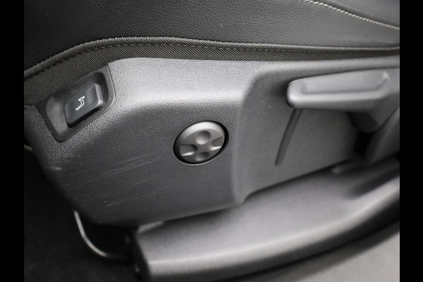Opel Grandland 1.6 Turbo Plug-In Hybrid Level 3 | 360 Camera | Allseason banden | Stuur & Stoel verw. | Prijs Rijklaar!!