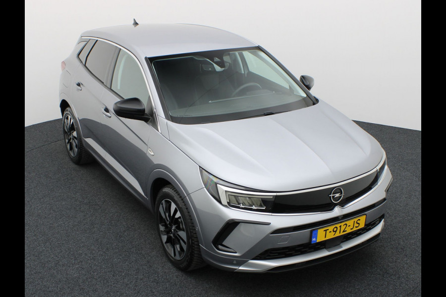 Opel Grandland 1.6 Turbo Plug-In Hybrid Level 3 | 360 Camera | Allseason banden | Stuur & Stoel verw. | Prijs Rijklaar!!