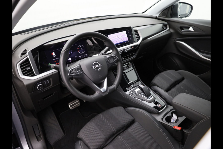 Opel Grandland 1.6 Turbo Plug-In Hybrid Level 3 | 360 Camera | Allseason banden | Stuur & Stoel verw. | Prijs Rijklaar!!