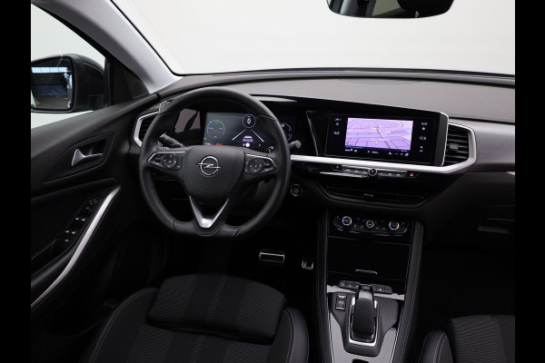 Opel Grandland 1.6 Turbo Plug-In Hybrid Level 3 | 360 Camera | Allseason banden | Stuur & Stoel verw. | Prijs Rijklaar!!