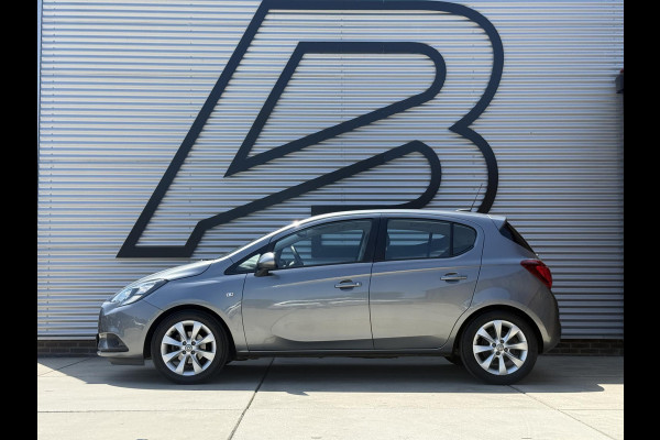 Opel Corsa 1.4 Favourite Airco|Carplay|PDC|Navi|Trekhaak|Elek ramen|N.A.P|APK tot 02-2027