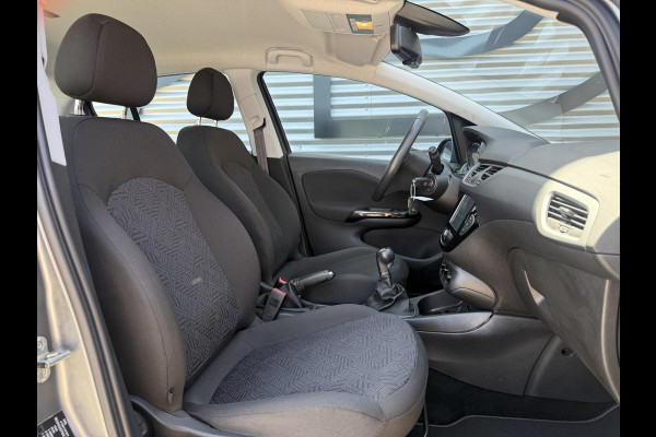 Opel Corsa 1.4 Favourite Airco|Carplay|PDC|Navi|Trekhaak|Elek ramen|N.A.P|APK tot 02-2027