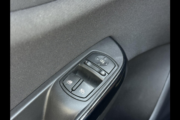 Opel Corsa 1.4 Favourite Airco|Carplay|PDC|Navi|Trekhaak|Elek ramen|N.A.P|APK tot 02-2027