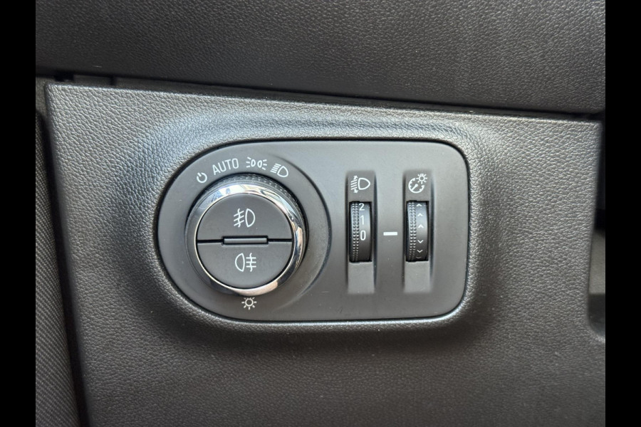 Opel Corsa 1.4 Favourite Airco|Carplay|PDC|Navi|Trekhaak|Elek ramen|N.A.P|APK tot 02-2027
