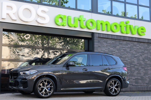 BMW X5 xDrive45e High Executive | BTW | M-SPORT | HUD | 4WIELSTUURING | SKYLOUNGE | CABRON | 22'' | ACC | DEALER ONDH | 360 |